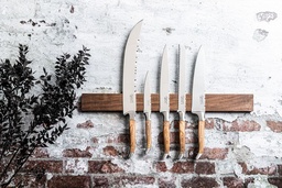 [SDV-MagnWalnoot50cm] Forged Magnetic Knife rack 50 cm Walnut